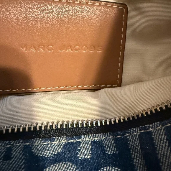 Marc Jacobs Blue Monogram Tote Bag - Picture 6 of 7